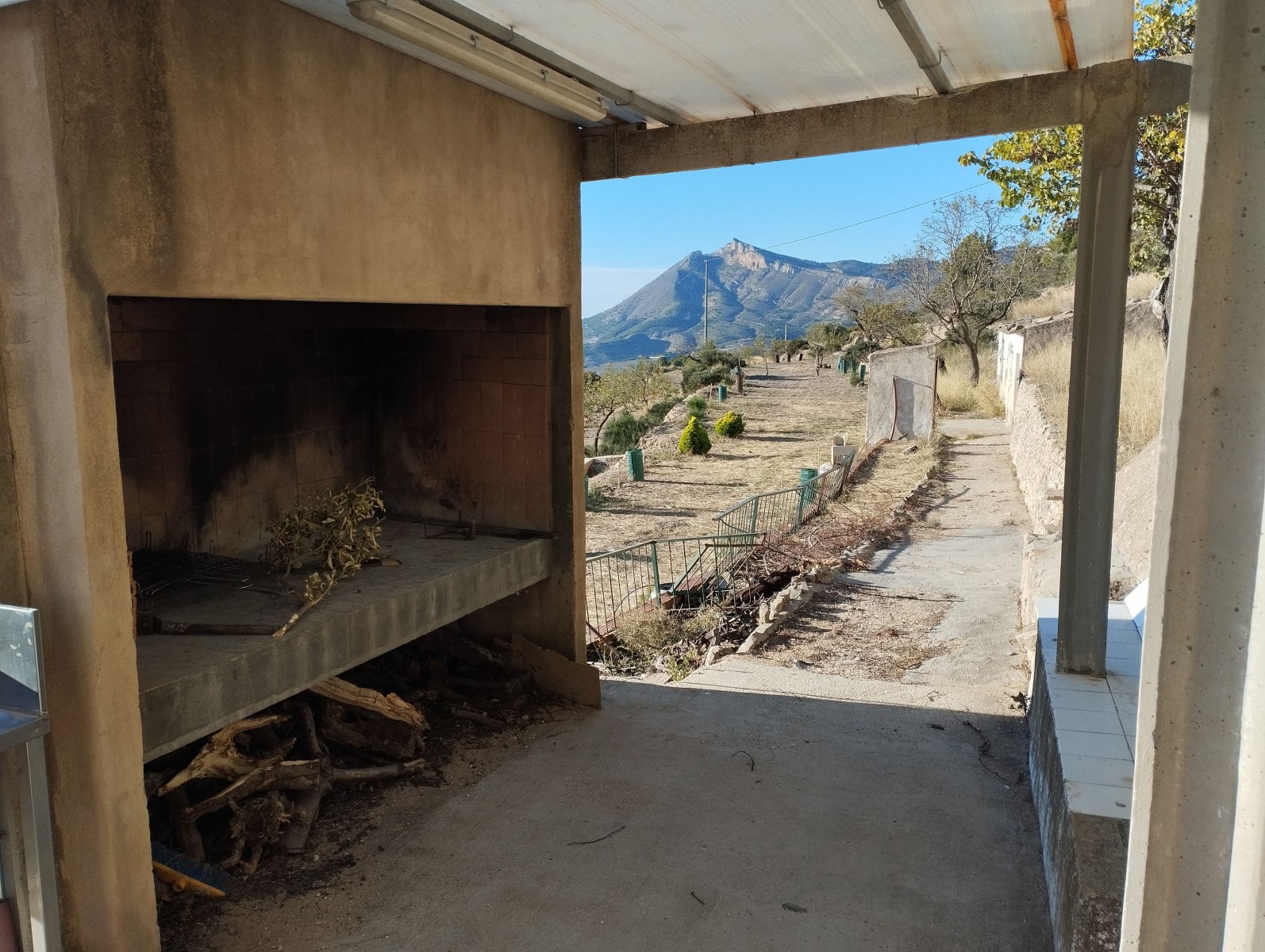 Porxo amb barbacoa